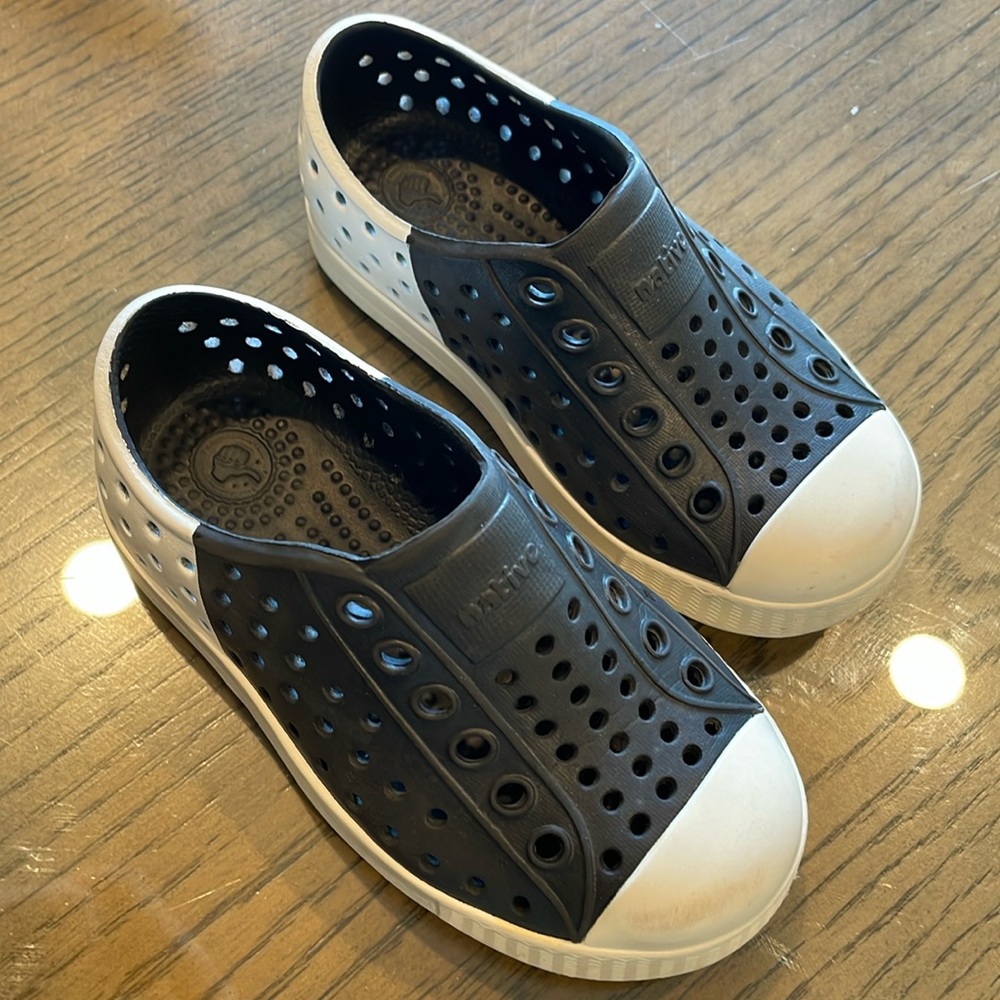 Native sandals